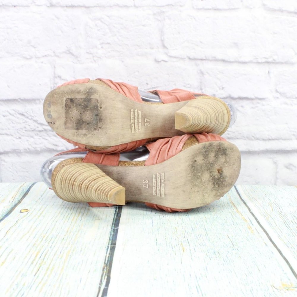 Cordani Pink Coral Strappy Leather Buckle Cork Sole Pump Sandals Size 7 - Picture 8 of 9